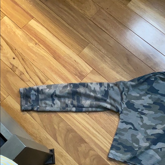 cropped camp hoodie - Picture 3 of 4